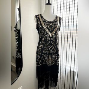 Black and gold flapper dress